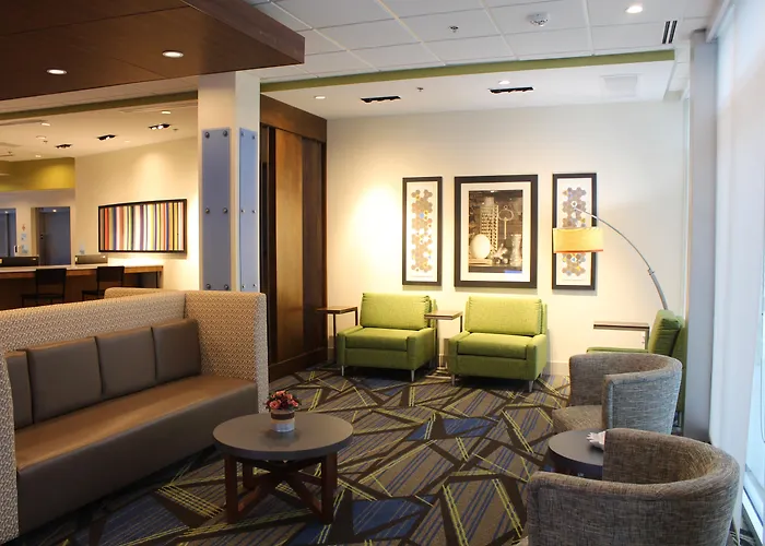 Holiday Inn Express & Suites Latta By Ihg